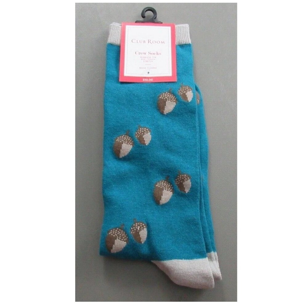Club Room Men's 1-Pair Holiday Crew Socks, Teal Winter Acorns, Shoe Size 7-12